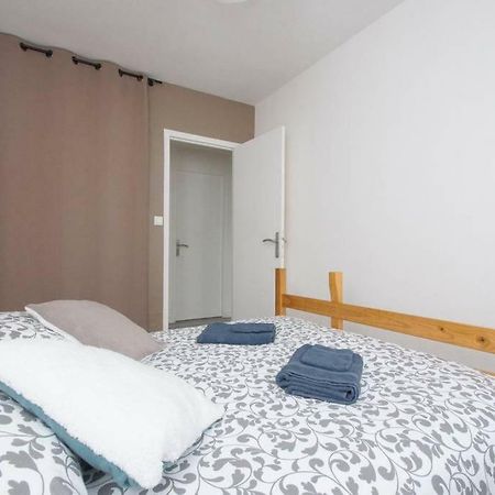 Appartement 2 Chambres - Parking Prive 렌 외부 사진